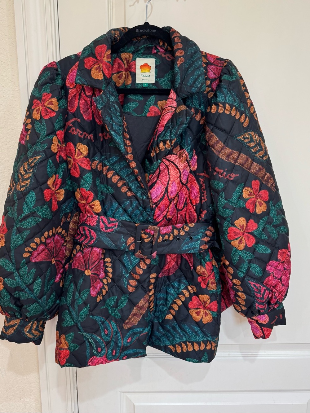 FARM Rio Brazil Puffer Jacket - Picture 4 of 8